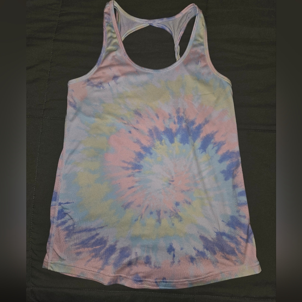 ZYIA twist tank tye die